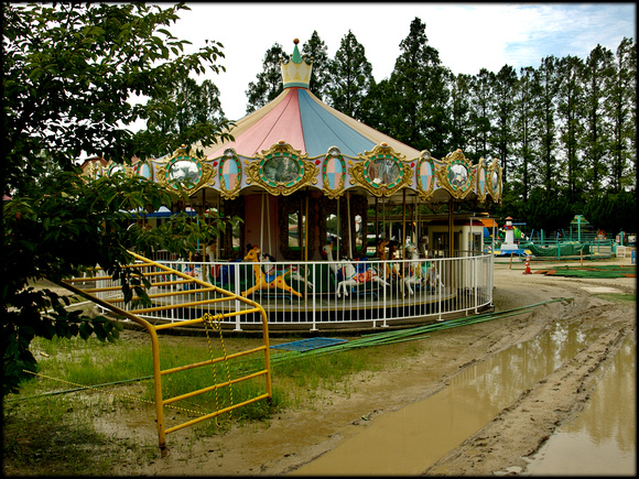 Carousel in the mud