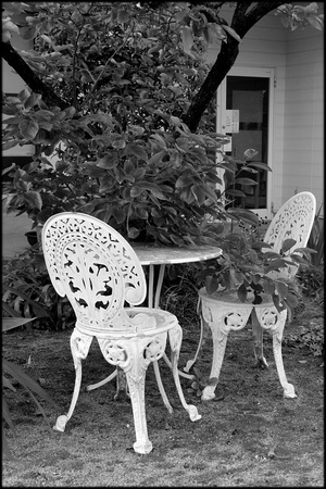 Chairs BW