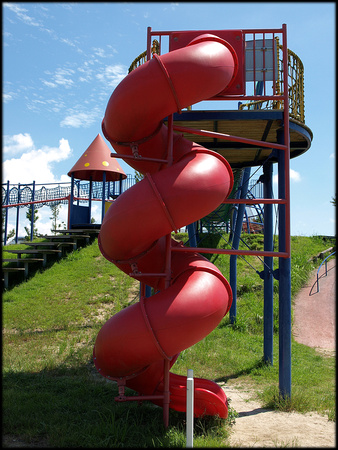 Twisty slide